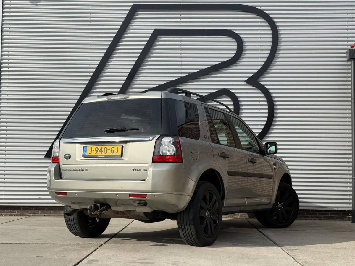 Land Rover Freelander Land Rover Freelander 2.2 TD4 E Navi|Trekhaak|PDC|Clima|Cruise|Goed Onderhouden|D-riem v.v. in 2025|APK tot 04-2027
