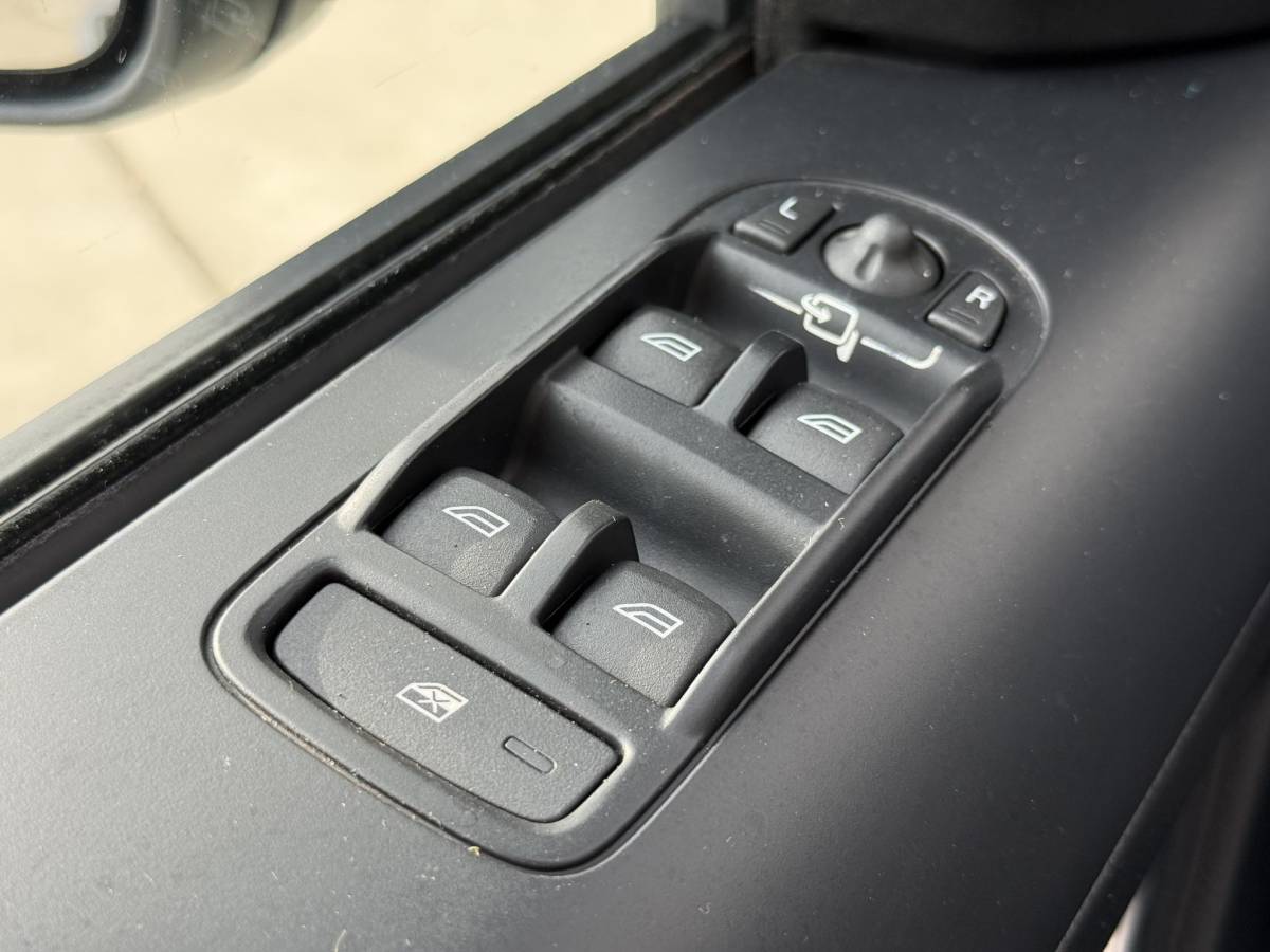 Land Rover Freelander Land Rover Freelander 2.2 TD4 E Navi|Trekhaak|PDC|Clima|Cruise|Goed Onderhouden|D-riem v.v. in 2025|APK tot 04-2027