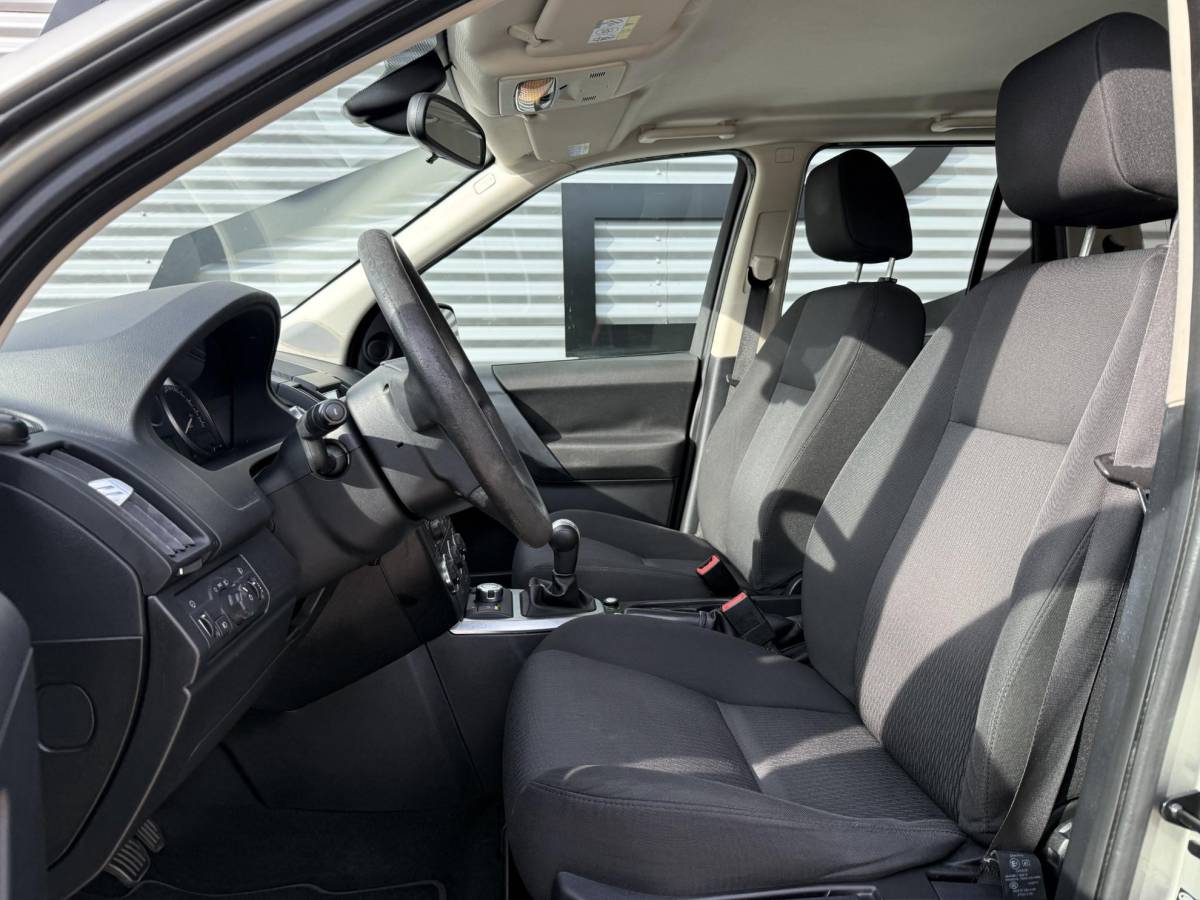 Land Rover Freelander Land Rover Freelander 2.2 TD4 E Navi|Trekhaak|PDC|Clima|Cruise|Goed Onderhouden|D-riem v.v. in 2025|APK tot 04-2027