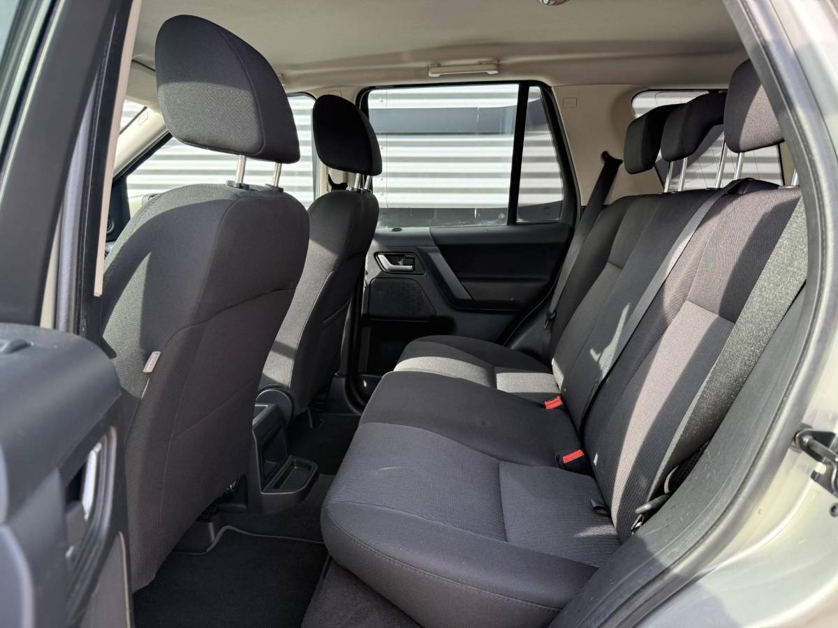 Land Rover Freelander Land Rover Freelander 2.2 TD4 E Navi|Trekhaak|PDC|Clima|Cruise|Goed Onderhouden|D-riem v.v. in 2025|APK tot 04-2027