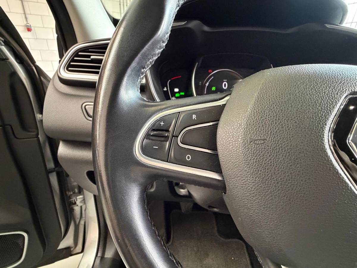 Renault Kadjar Renault Kadjar 1.2 TCe Bose Camera, carplay, Navi, Leer