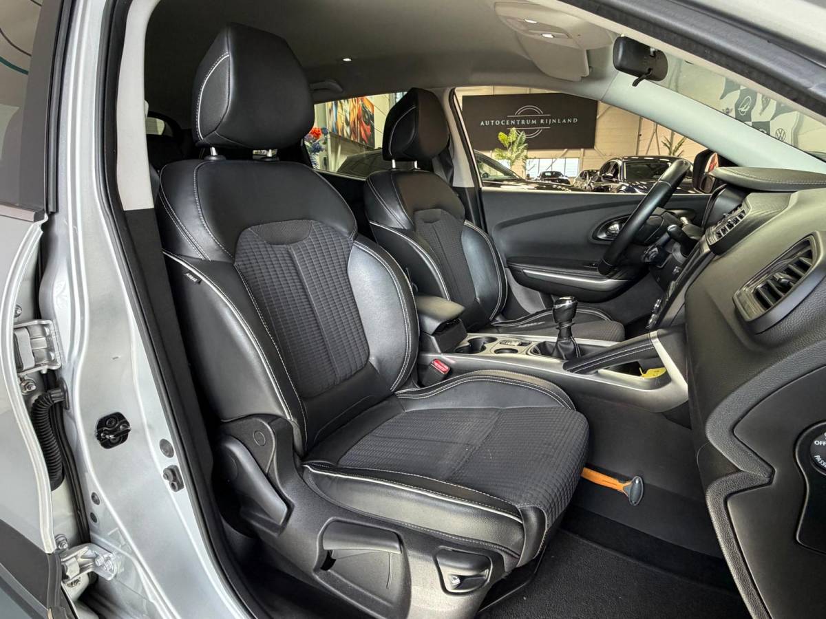 Renault Kadjar Renault Kadjar 1.2 TCe Bose Camera, carplay, Navi, Leer