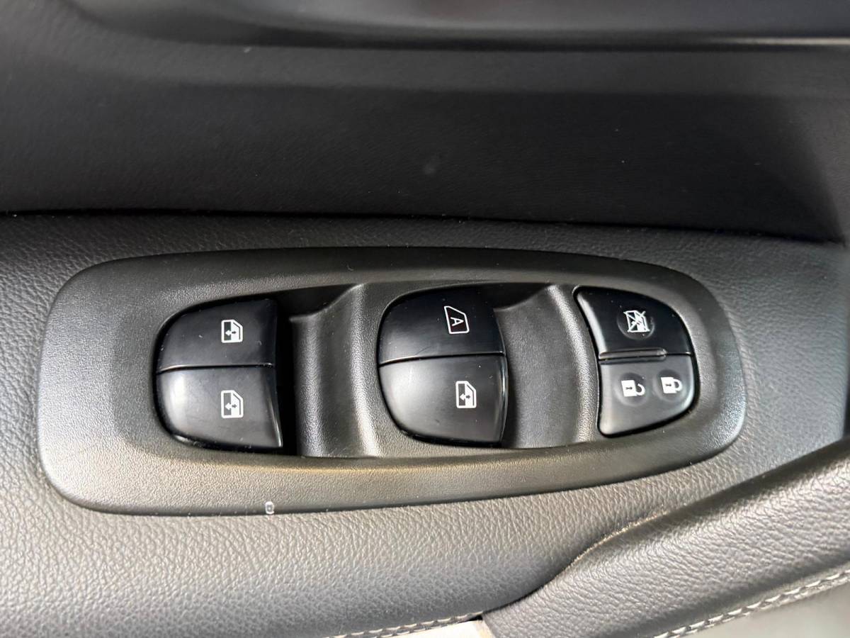 Renault Kadjar Renault Kadjar 1.2 TCe Bose Camera, carplay, Navi, Leer