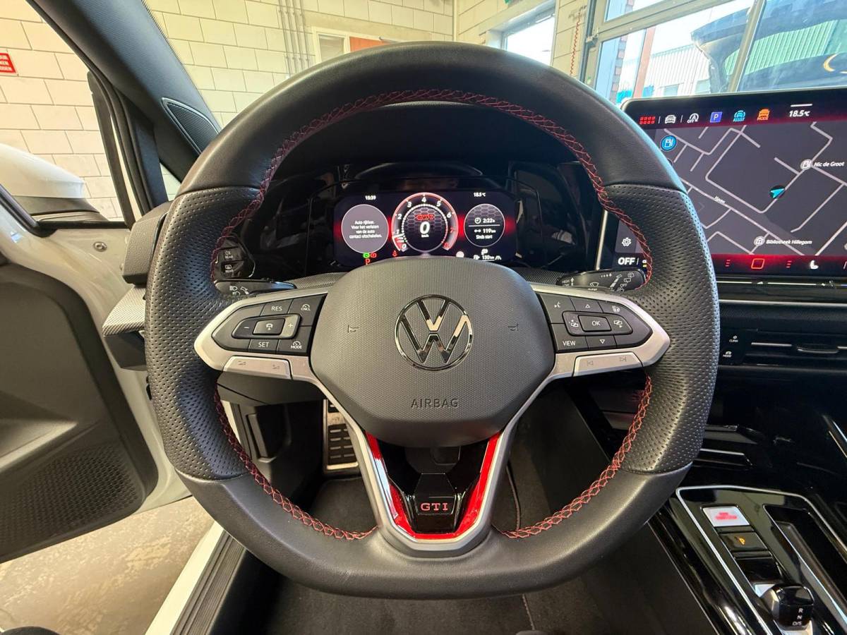 Volkswagen Golf Volkswagen GOLF 8.5 GTI 2.0 TSI 265PK, 1 Jaar Bovag Garantie, PANO, IQ, HUD, Trekhaak