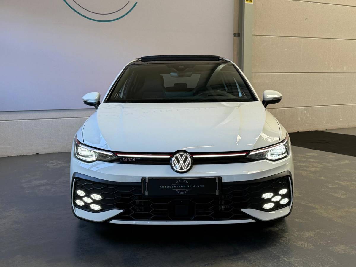 Volkswagen Golf Volkswagen GOLF 8.5 GTI 2.0 TSI 265PK, 1 Jaar Bovag Garantie, PANO, IQ, HUD, Trekhaak