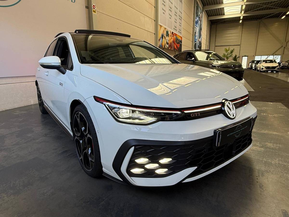Volkswagen Golf Volkswagen GOLF 8.5 GTI 2.0 TSI 265PK, 1 Jaar Bovag Garantie, PANO, IQ, HUD, Trekhaak