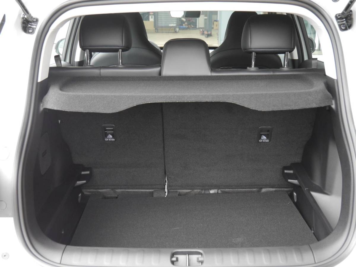 Leapmotor B03X Leapmotor B03X ProMax Design 53 kWh | Binnenkort leverbaar in deze kleur | | Hoge zit | Carplay | Camera | Navigatie | 18inch velgen | Parkeersensoren | LED Lampen |