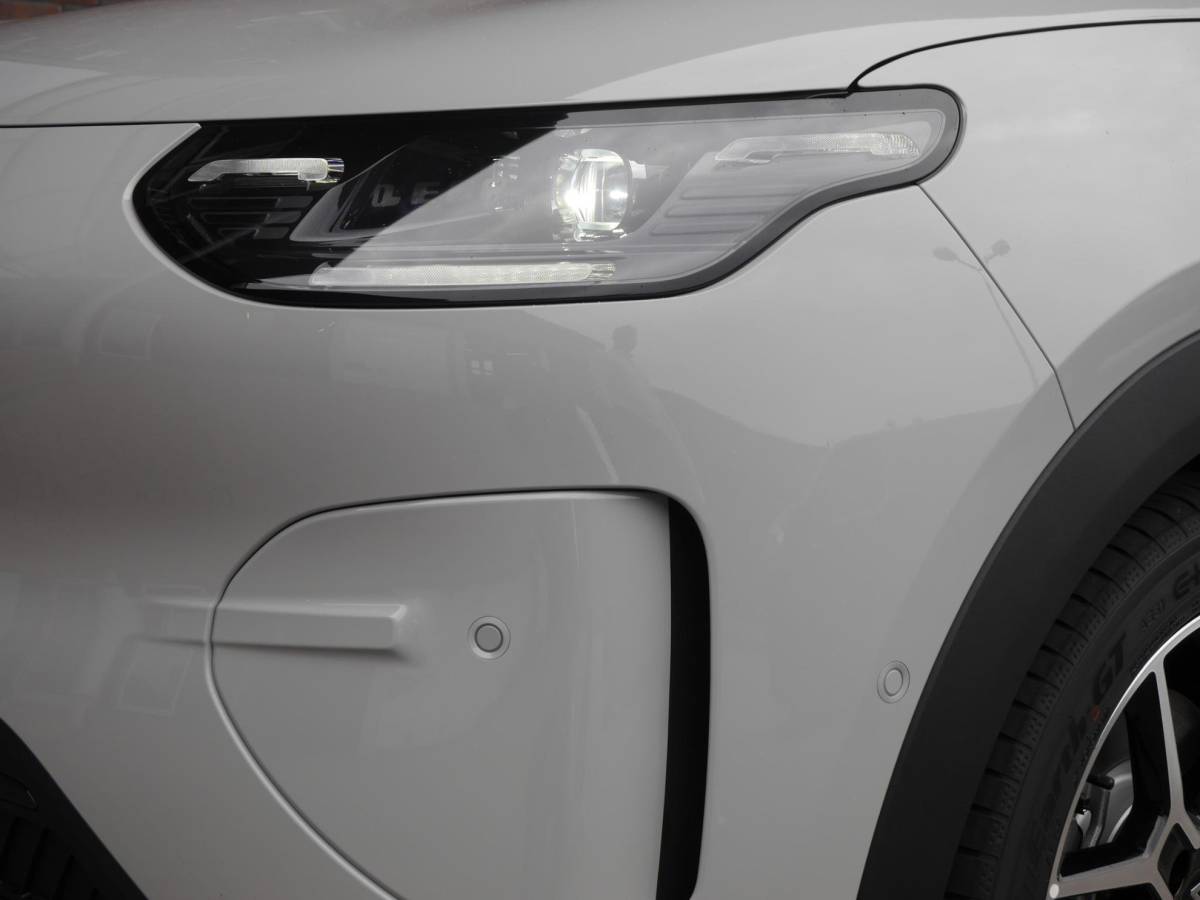 Leapmotor B03X Leapmotor B03X ProMax Design 53 kWh | Binnenkort leverbaar in deze kleur | | Hoge zit | Carplay | Camera | Navigatie | 18inch velgen | Parkeersensoren | LED Lampen |