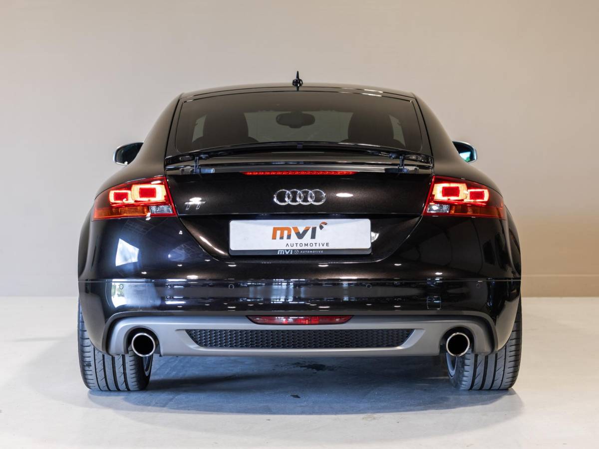 Audi TT Audi TT 2.0 TFSI q. Pro Line S-Line / 211pk / Apple CarPlay / Leder / Stoelverwarming /