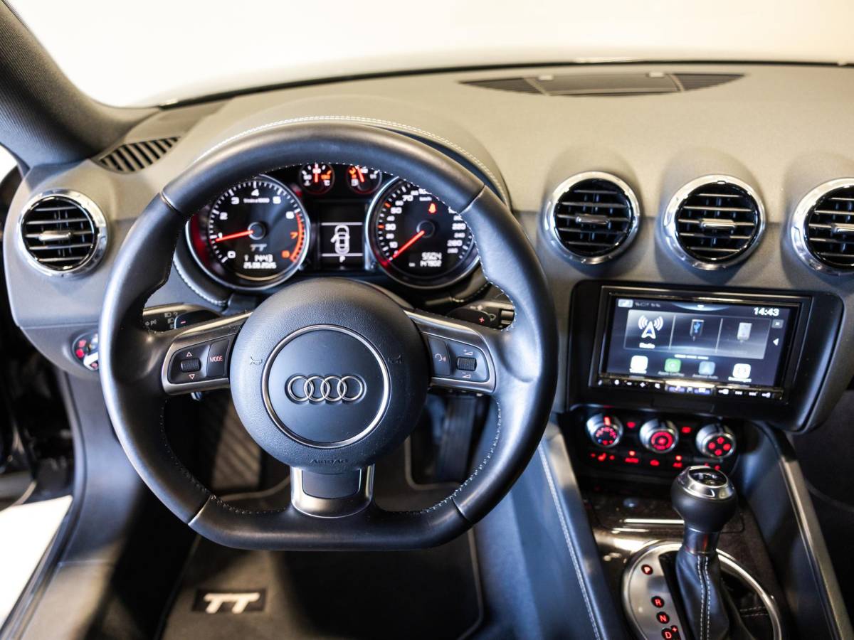 Audi TT Audi TT 2.0 TFSI q. Pro Line S-Line / 211pk / Apple CarPlay / Leder / Stoelverwarming /