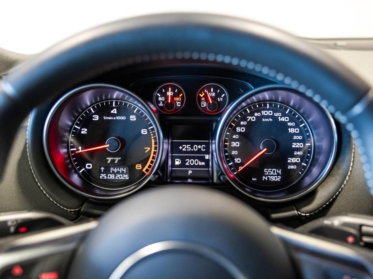 Audi TT Audi TT 2.0 TFSI q. Pro Line S-Line / 211pk / Apple CarPlay / Leder / Stoelverwarming /