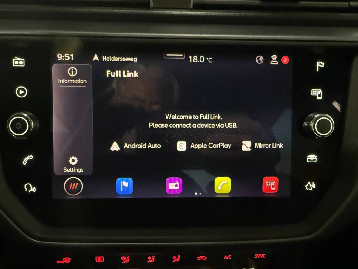 SEAT Arona Seat Arona 1.0 TSI Style Business Intense Plus Autom. Navi -Carplay Ecc