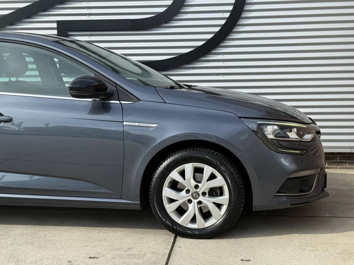 Renault Mégane Renault Mégane 1.3 TCe Limited 2e Eigenaar|Navi|Clima|Cruise|PDC|Trekhaak|N.A.P|APK tot 04-2027