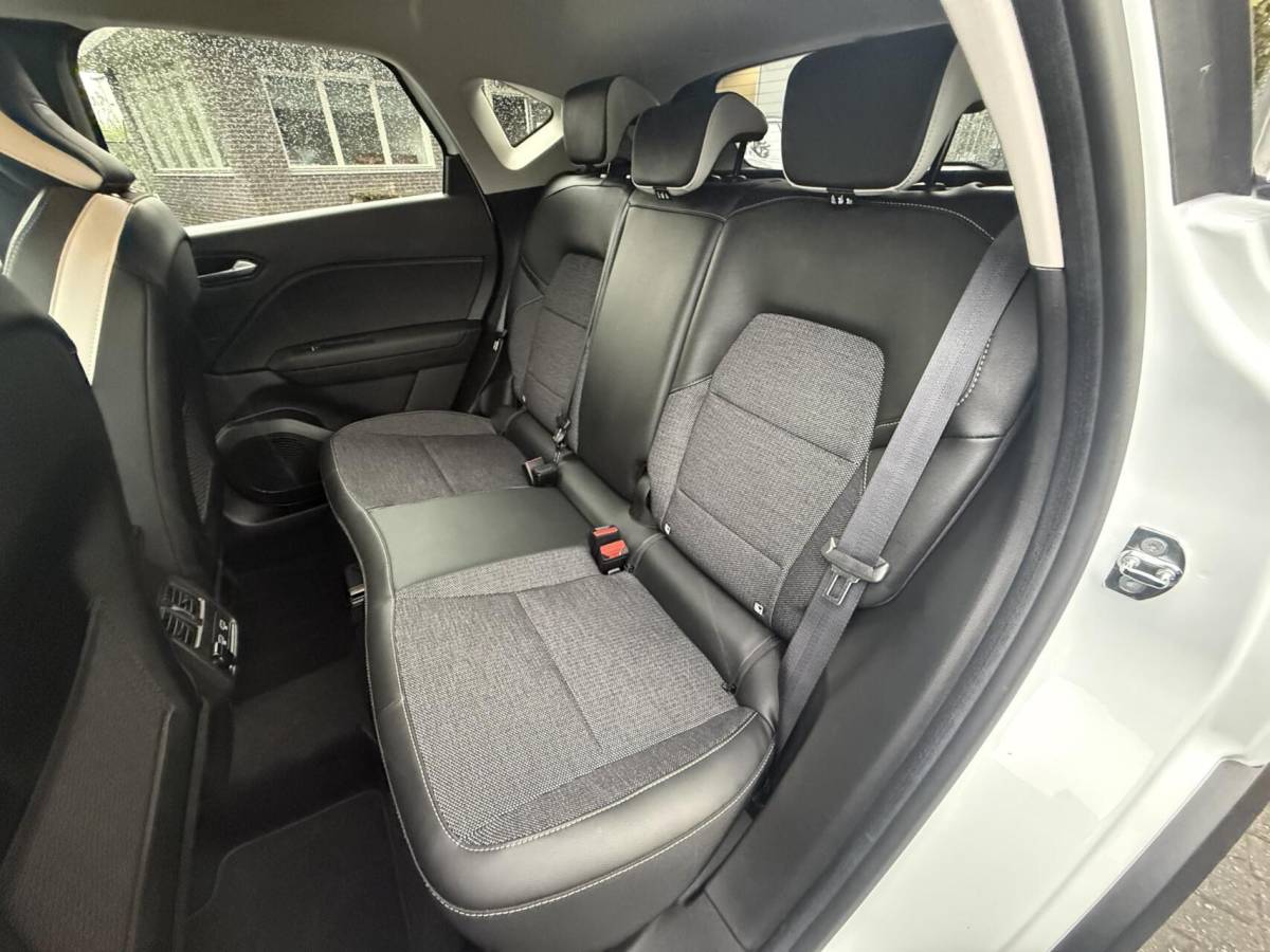 Renault Captur Renault Captur 1.0 TCe 90 INTENS CARPLAY,CLIMA,LMV,LED,LMV