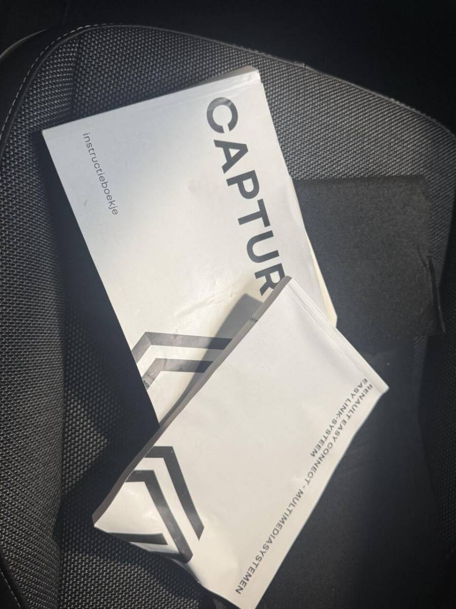 Renault Captur Renault Captur 1.0 TCe 90 INTENS CARPLAY,CLIMA,LMV,LED,LMV
