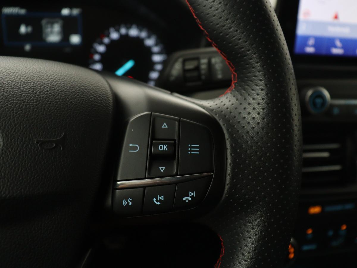 Ford Focus Ford Focus Wagon 1.5 EcoBoost ST Line Business | Bang & Olufsen | Cruise control | Navigatie | Bluetooth | Park assist | Climate control | Trekhaak