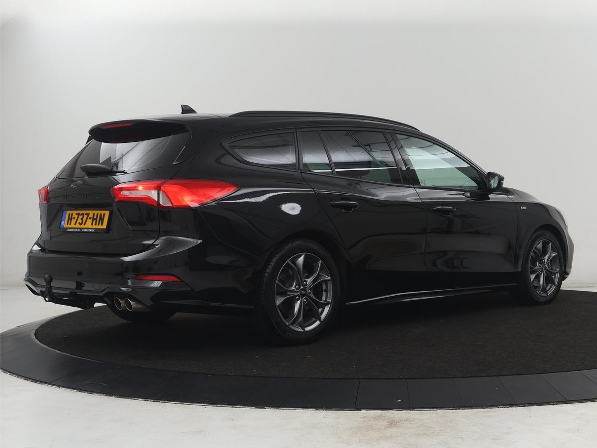 Ford Focus Ford Focus Wagon 1.5 EcoBoost ST Line Business | Bang & Olufsen | Cruise control | Navigatie | Bluetooth | Park assist | Climate control | Trekhaak