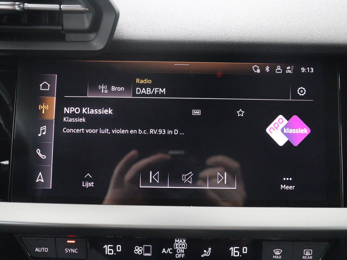 Audi A3 Audi A3 Sportback 30 TFSI Business edition | Cruise control | Virtueel dashboard | Climate control | Navigatie | Carplay | Park assist | 18″ velgen