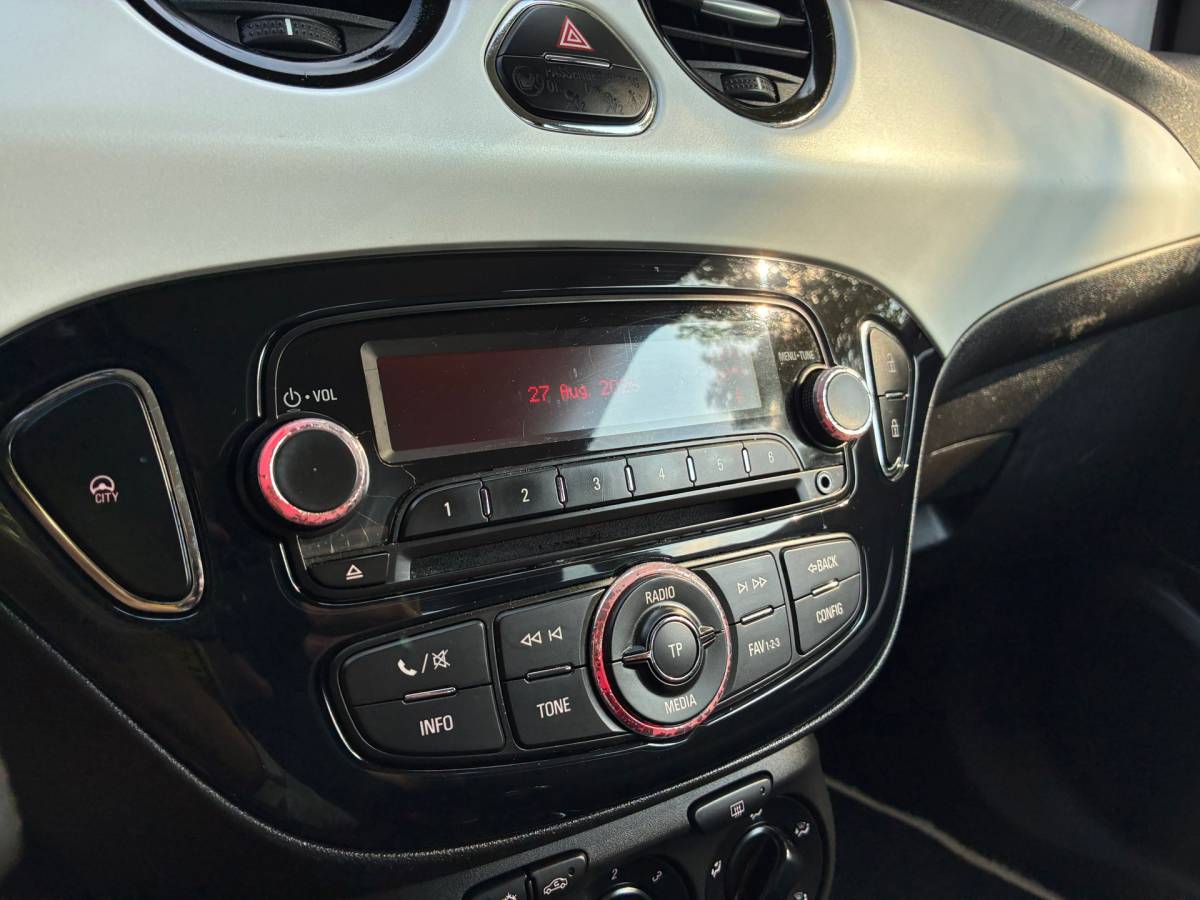 Opel ADAM Opel ADAM 1.2 | ” 114.000 KM ” + Airco + Cruise Nu € 5.975,-!!!