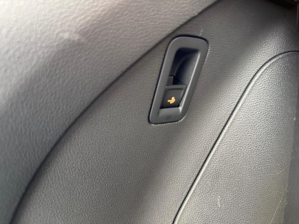 Volkswagen Tiguan Volkswagen Tiguan 1.4 TSI e-Hybrid R-line 245pk Trekhaak 360 Camera Stuur, Stoelverwarming HUD