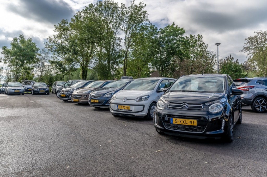 Volkswagen Tiguan Volkswagen Tiguan 1.4 TSI e-Hybrid R-line 245pk Trekhaak 360 Camera Stuur, Stoelverwarming HUD