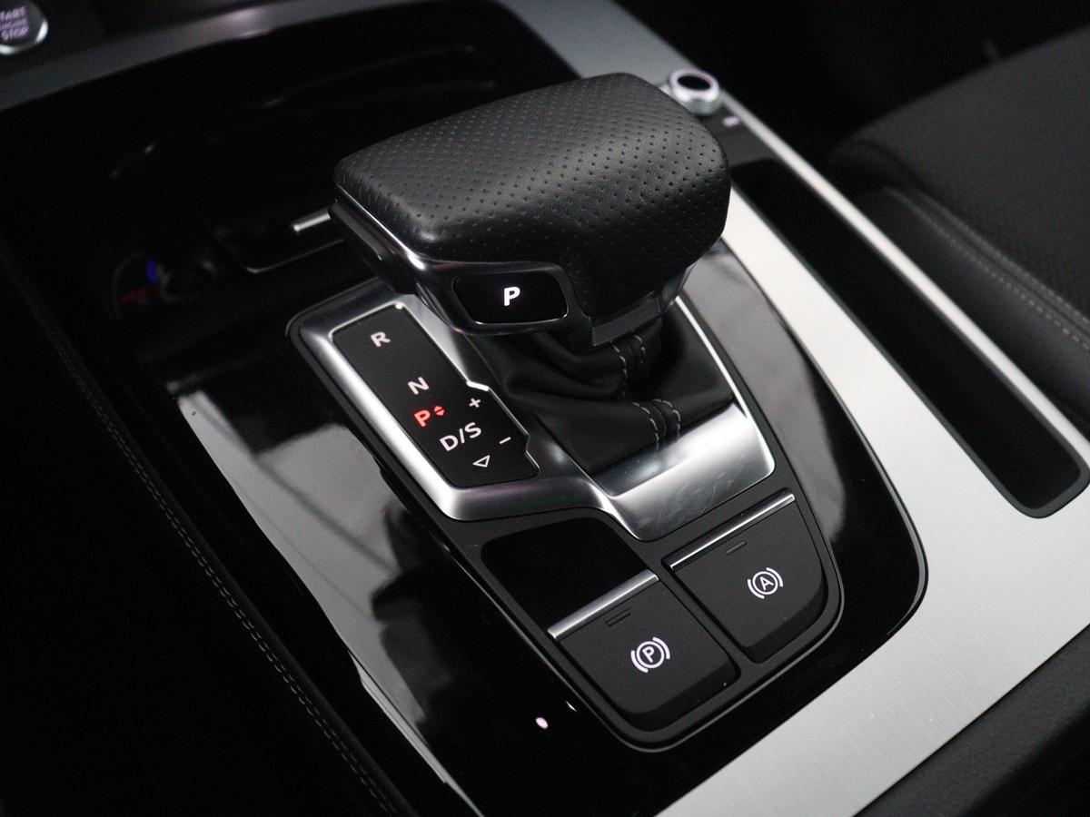 Audi Q5 Audi Q5 50 TFSI e S edition | SOH 83,1% | Half leder | Stoelverwarming |  Drive select | Adaptive cruise | Navigatie | Carplay | 360 camera | Park assist | Climate control | Elektrische achterklep