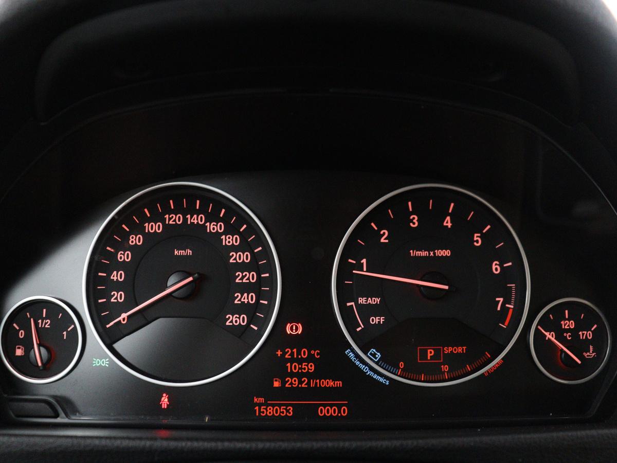 BMW 3 Serie BMW 3-serie Gran Turismo 320i High Executive | Leder | Cruise control | Stoelverwarming |  Climate control | Camera | Park assist | Navigatie | Bluetooth | Elektrische achterklep