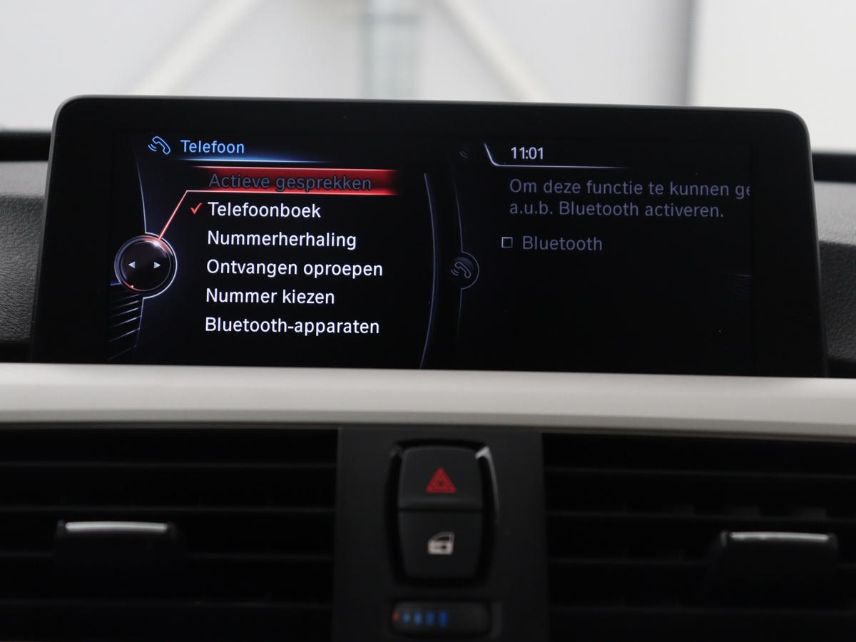 BMW 3 Serie BMW 3-serie Gran Turismo 320i High Executive | Leder | Cruise control | Stoelverwarming |  Climate control | Camera | Park assist | Navigatie | Bluetooth | Elektrische achterklep