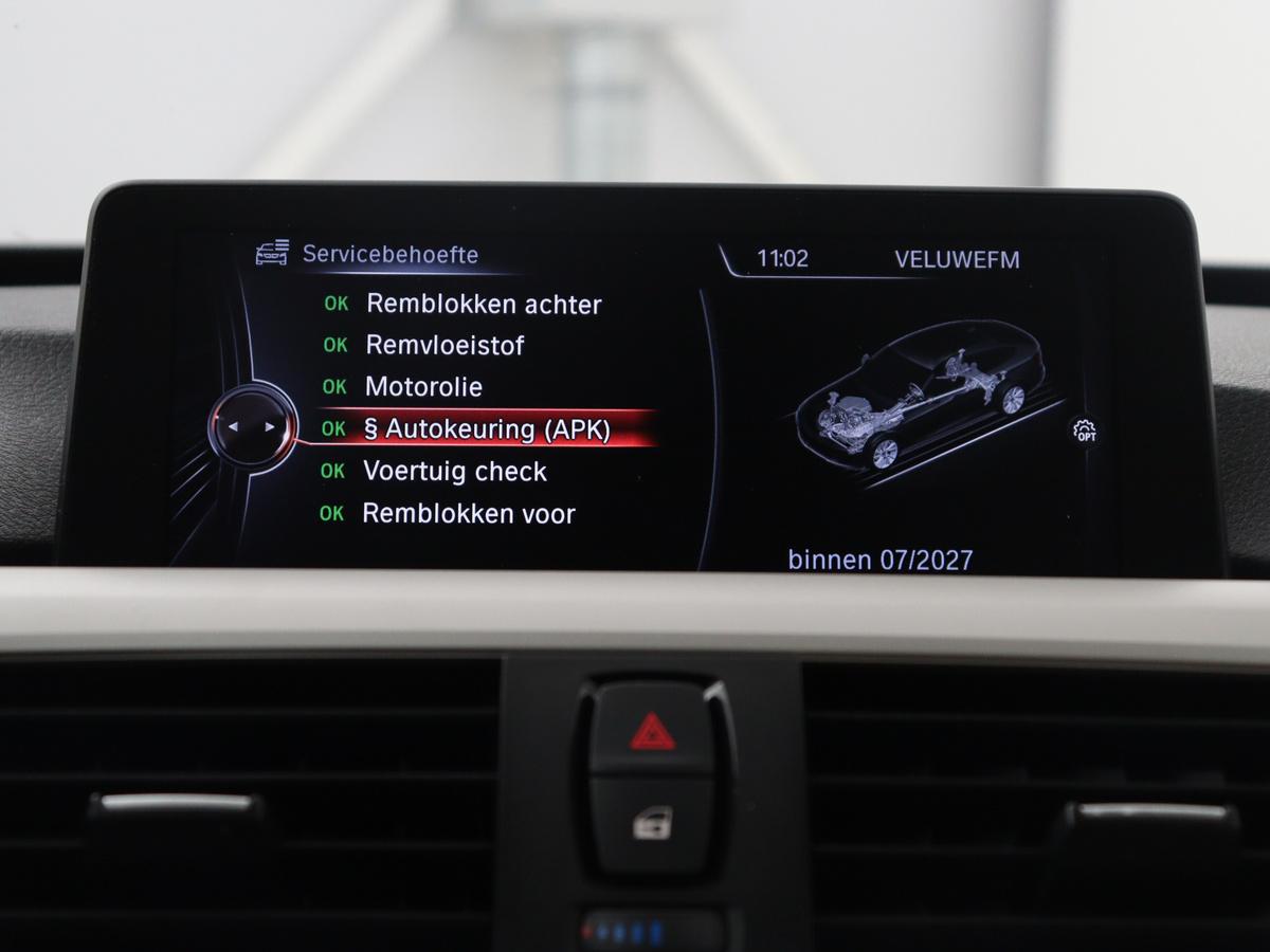 BMW 3 Serie BMW 3-serie Gran Turismo 320i High Executive | Leder | Cruise control | Stoelverwarming |  Climate control | Camera | Park assist | Navigatie | Bluetooth | Elektrische achterklep