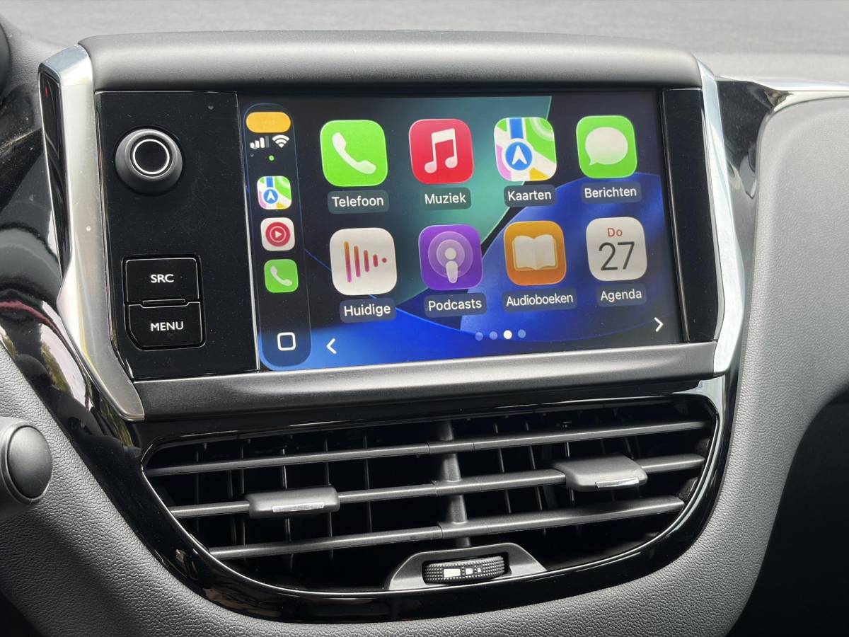 Peugeot 208 Peugeot 208 1.2 PureTech Blue Lion ✓D-riem vv in 2025✓1e Eigenaar✓Navi✓Carplay✓Trekhaak✓Recent beurt gehad✓Airco✓Cruise✓5 Deurs✓Pdc✓N.A.P✓Apk tot 03-2027