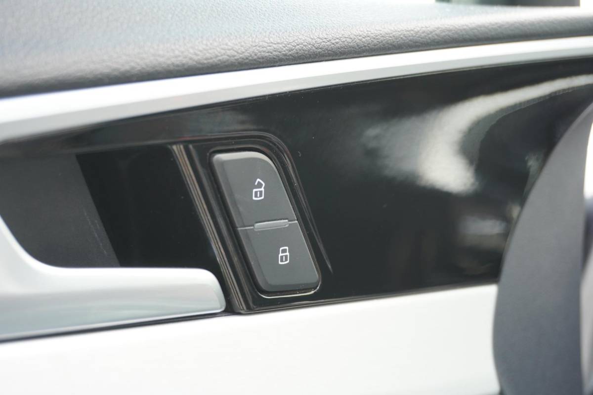 Audi A4 Audi A4 Avant 35 TFSI Launch edition Sport | Airco | Virt. cockpit | Vol opties | Elek. pakket | PDC | Dealerauto | Inruil moge