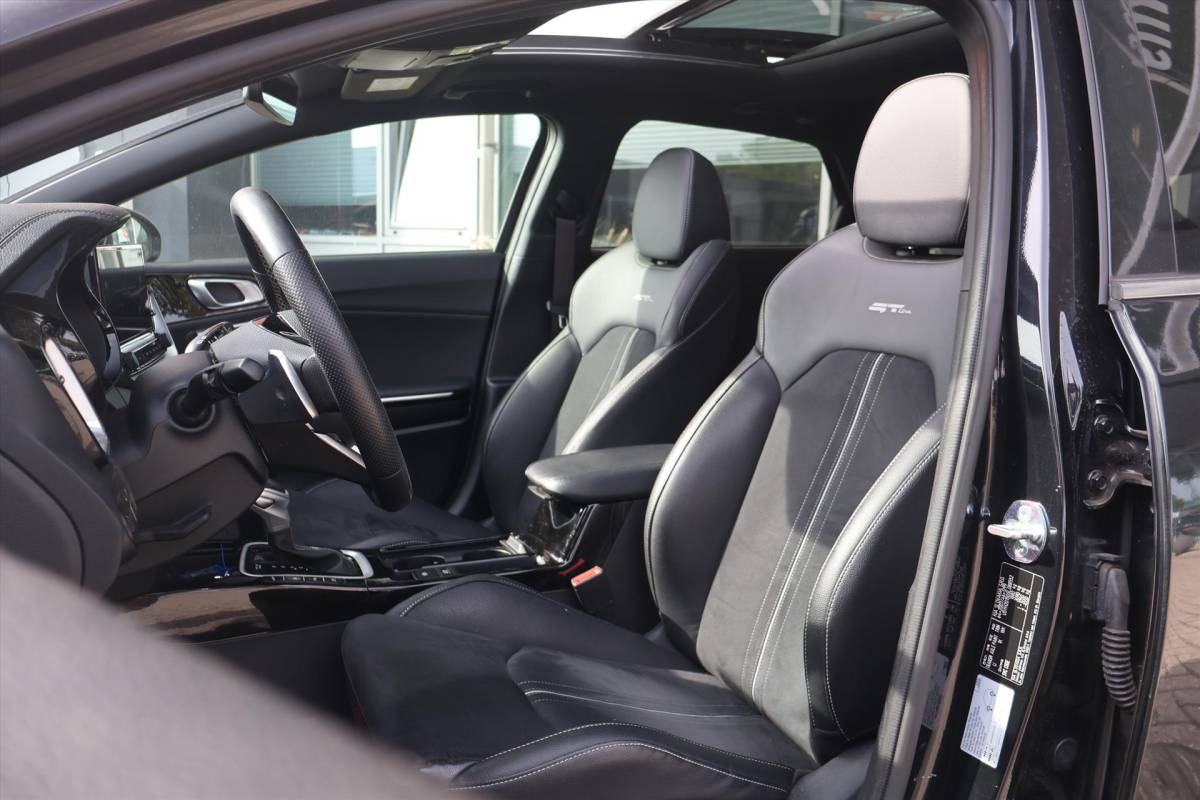 Kia ProCeed Kia Proceed 1.5 T-GDi GT-Line 140pk | Pano | JBL | ACC | Camera | Keyless | Stuur/Stoelverwarming | Carplay | Navi |