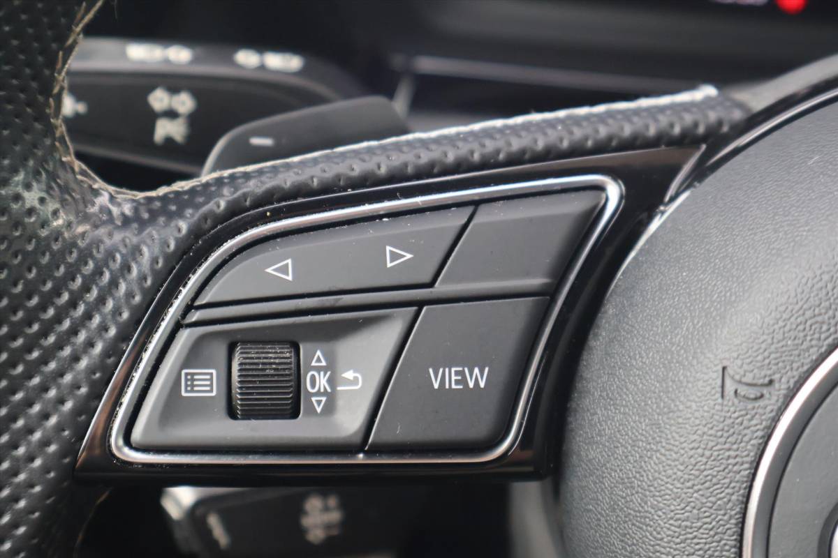 Audi A3 Audi A3 Sportback 35 TFSI S-Line 150pk | RS Stoelen | B&O | Navi | LED | Cruise | Virtual | Climate