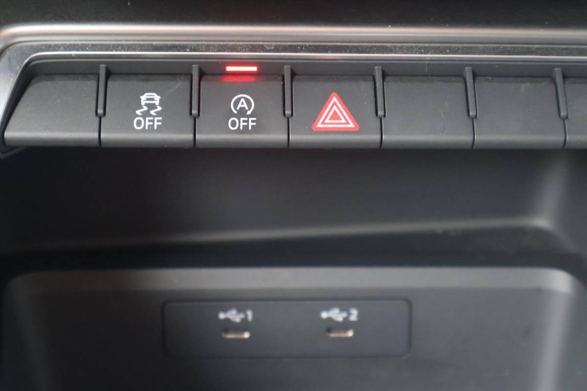 Audi A3 Audi A3 Sportback 35 TFSI S-Line 150pk | RS Stoelen | B&O | Navi | LED | Cruise | Virtual | Climate