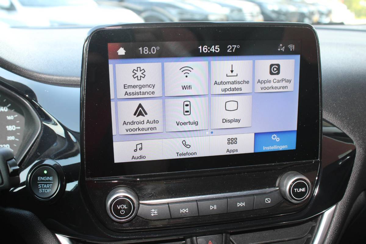 Ford Fiesta Ford Fiesta 1.0 EcoBoost Titanium | Automaat | Climate control | Scherm | Keyless entry | Elektrisch inkapbare spiegels | Cruise control