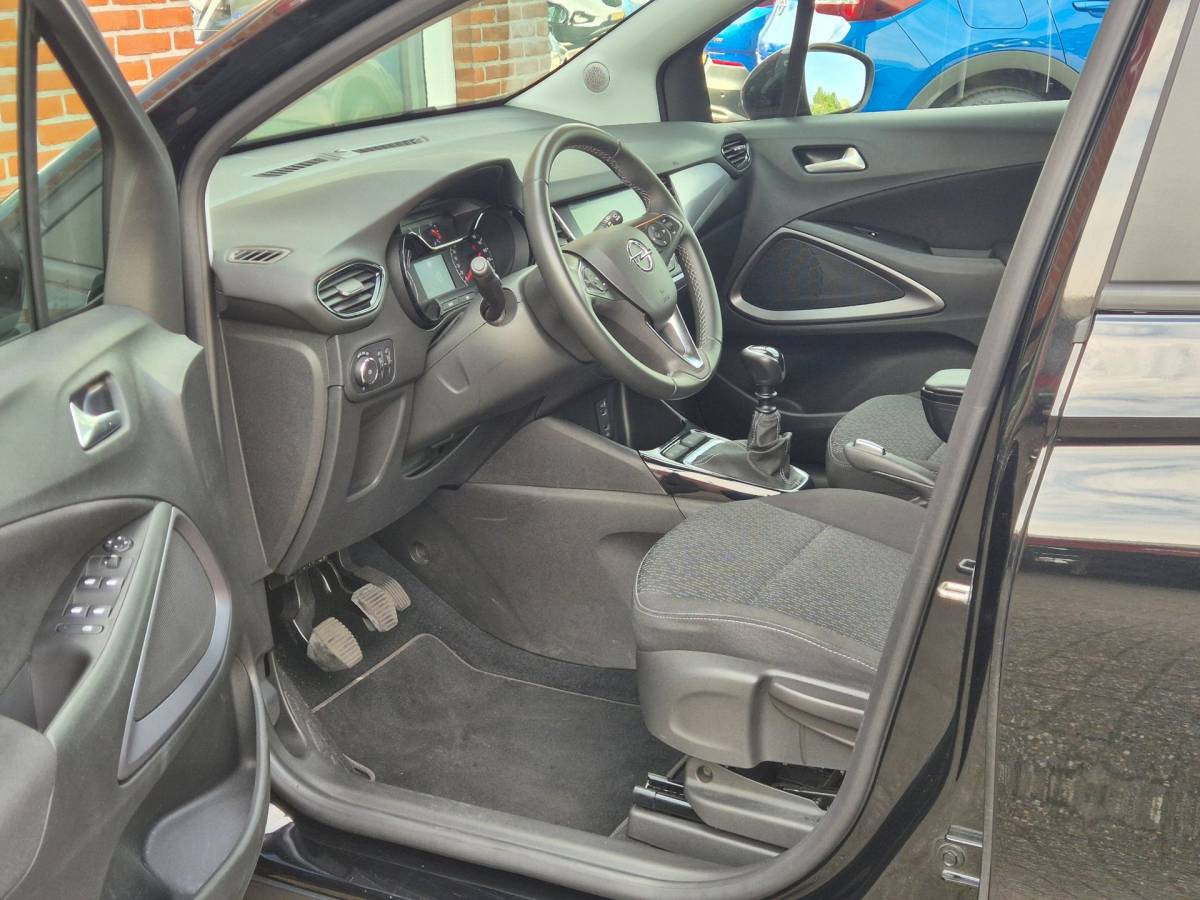 Opel Crossland Opel Crossland 1.2 Turbo Edition 110PK 5drs clima, cruise, navi, camera, carplay, lmv, dab, led