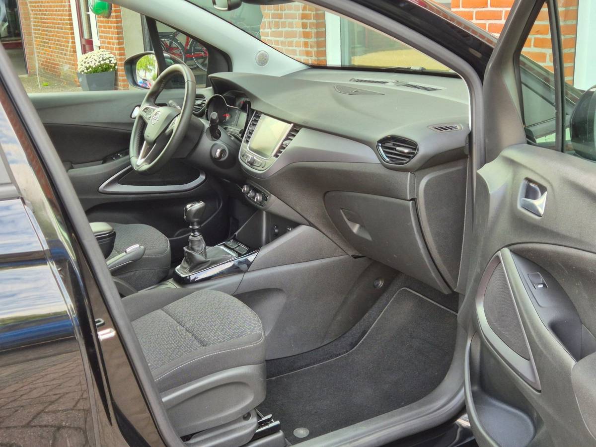 Opel Crossland Opel Crossland 1.2 Turbo Edition 110PK 5drs clima, cruise, navi, camera, carplay, lmv, dab, led