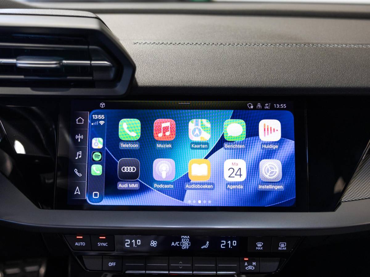 Audi A3 Audi A3 Sportback 35 TFSI S-Line edition / 150pk / NAP / Apple CarPlay /