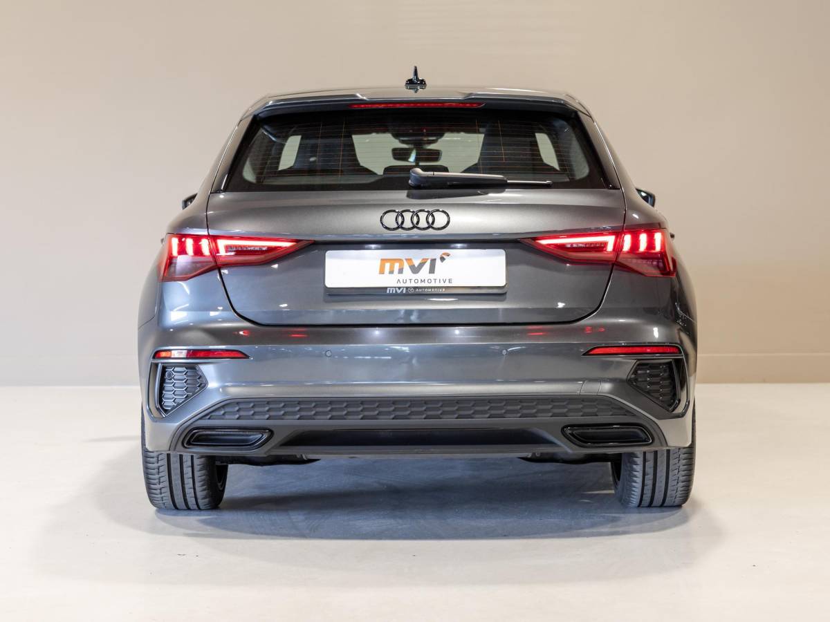 Audi A3 Audi A3 Sportback 35 TFSI S-Line edition / 150pk / NAP / Apple CarPlay /
