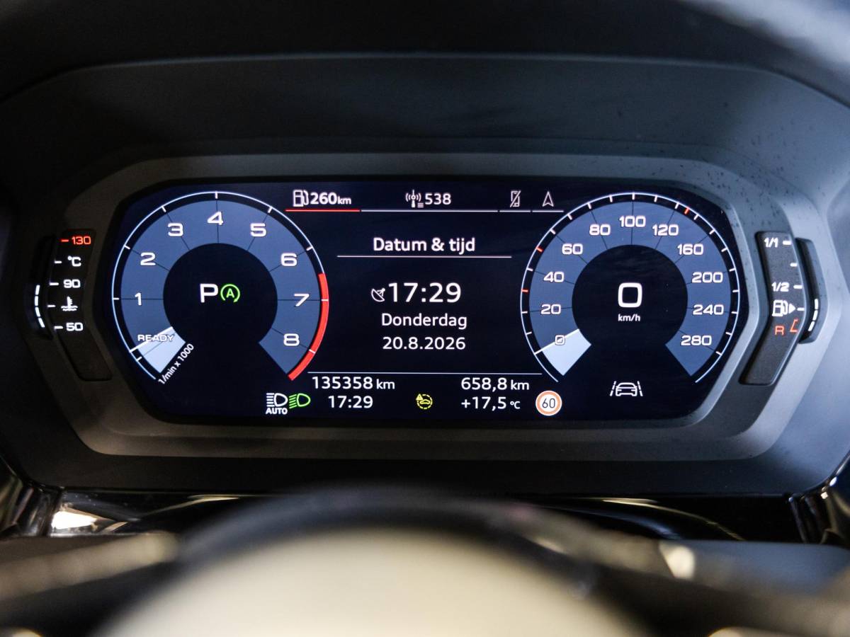 Audi A3 Audi A3 Limousine 35 TFSI S-Line edition / 150pk / NAP / Matrix LED / Stoelverwarming / Adaptieve cruise control /