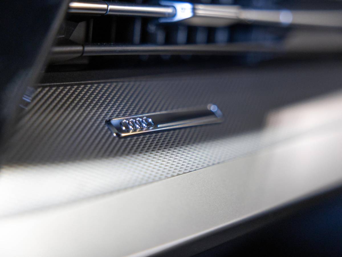 Audi A3 Audi A3 Limousine 35 TFSI S-Line edition / 150pk / NAP / Matrix LED / Stoelverwarming / Adaptieve cruise control /