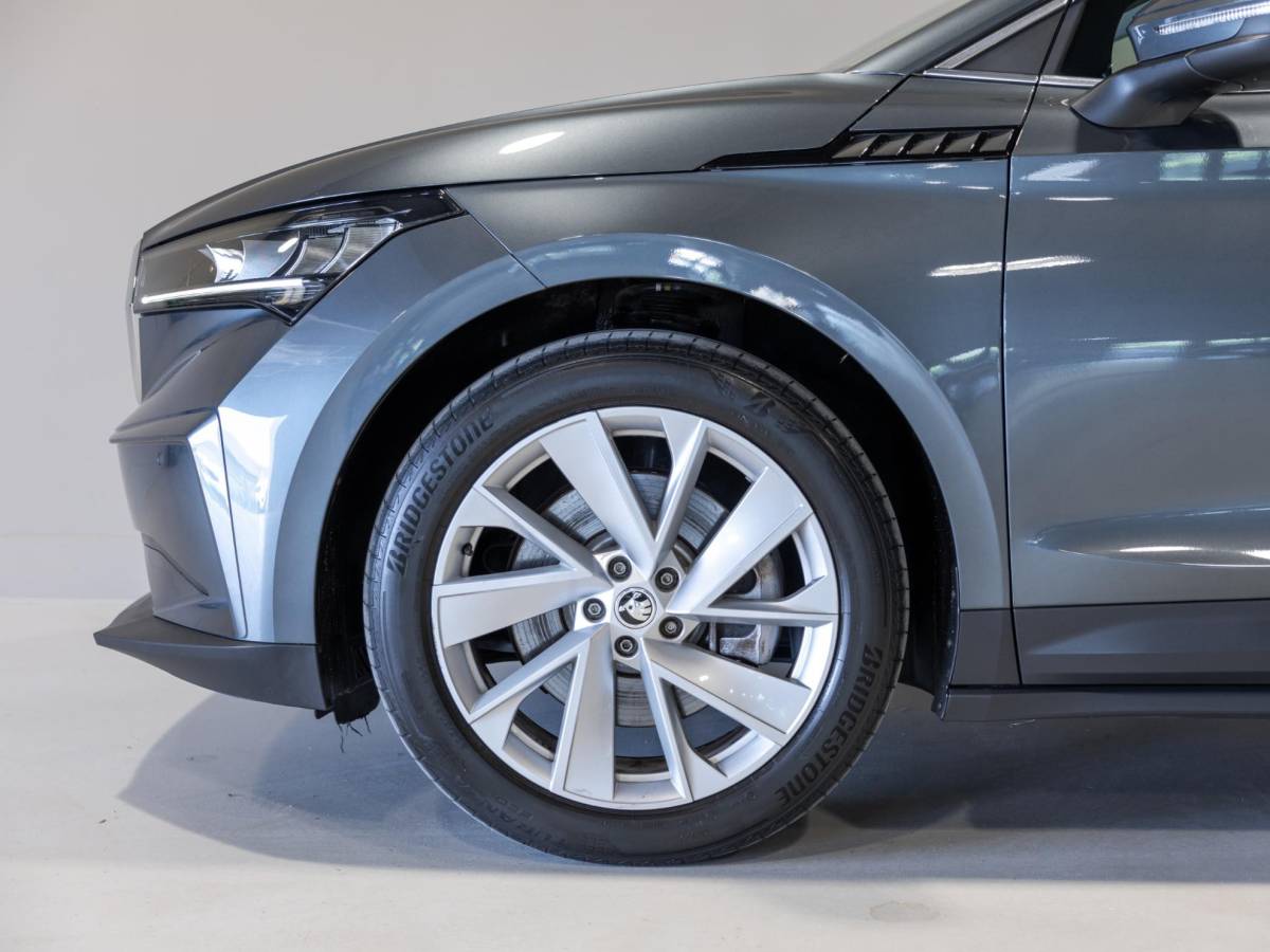 Škoda Enyaq iV Skoda Enyaq iV 80 SOH 92% / 204pk / Panorama dak / Achteruitrij camera /
