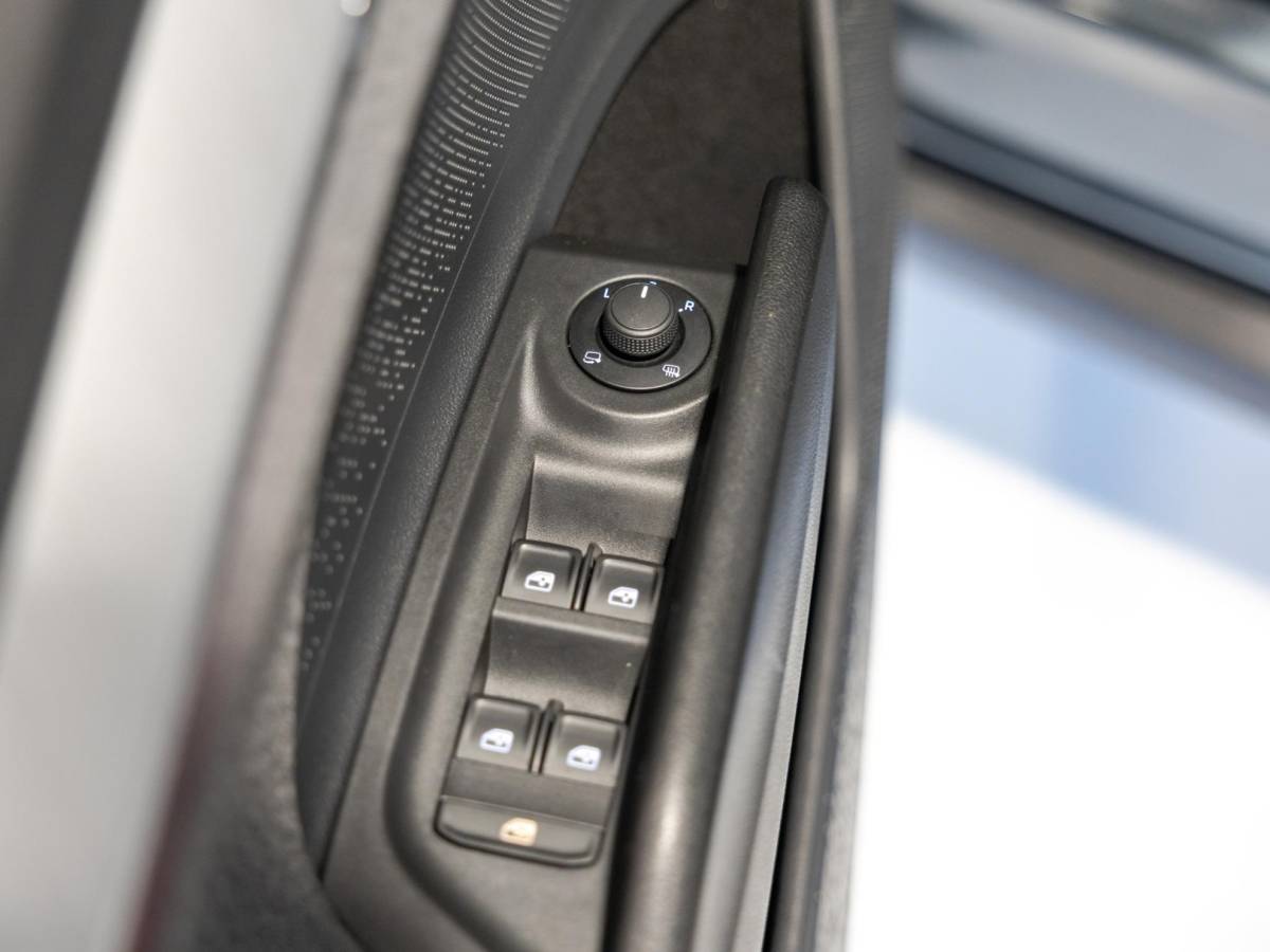 Škoda Enyaq iV Skoda Enyaq iV 80 SOH 92% / 204pk / Panorama dak / Achteruitrij camera /