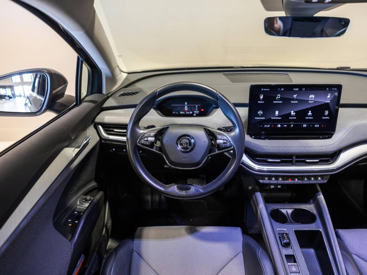 Škoda Enyaq iV Skoda Enyaq iV 80 SOH 92% / 204pk / Panorama dak / Achteruitrij camera /