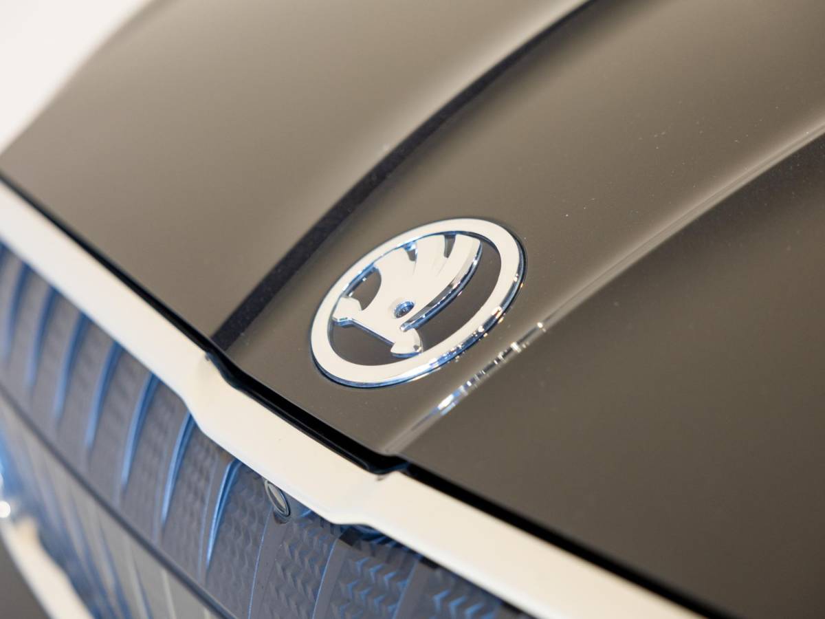 Škoda Enyaq iV Skoda Enyaq iV 80 SoH 91% / 204pk / Trekhaak / Panorama dak / Head-up display /