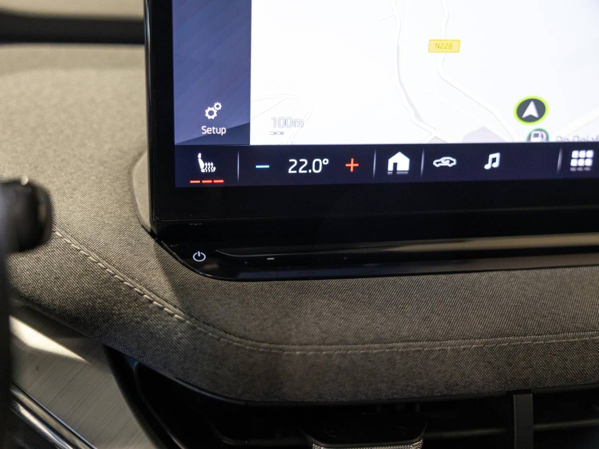 Škoda Enyaq iV Skoda Enyaq iV 80 SoH 91% / 204pk / Trekhaak / Panorama dak / Head-up display /