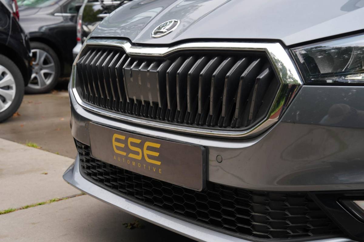 Škoda Fabia Skoda Fabia 1.0 TSI Business Edition | Automaat | Carplay | Camera