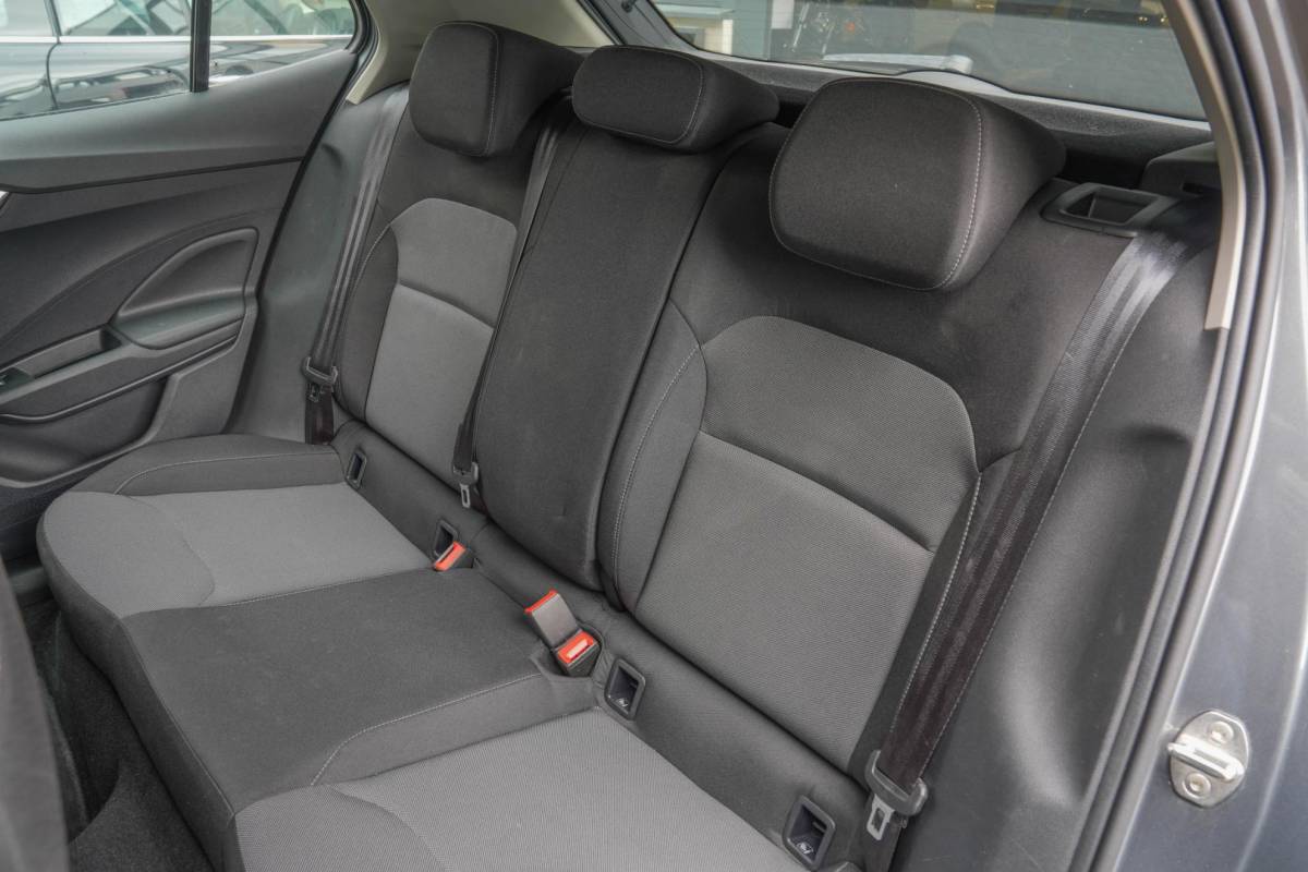 Škoda Fabia Skoda Fabia 1.0 TSI Business Edition | Automaat | Carplay | Camera
