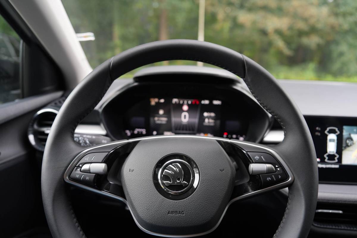 Škoda Fabia Skoda Fabia 1.0 TSI Business Edition | Automaat | Carplay | Camera