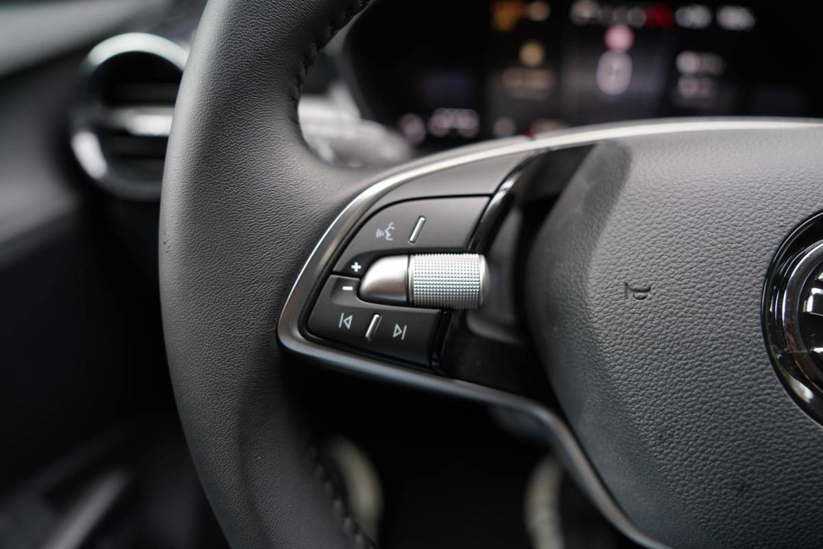 Škoda Fabia Skoda Fabia 1.0 TSI Business Edition | Automaat | Carplay | Camera